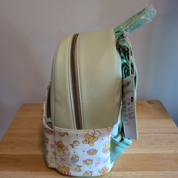 Keroppi Loungefly Backpack - Picture 2 of 4